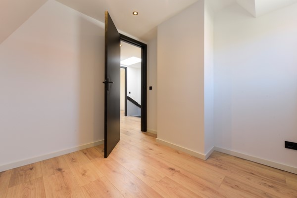 Medium property photo - Filips van Bourgondiëstraat, 3117 SC Schiedam